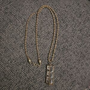 Muren | 3 Crystal Cylindrical Necklace